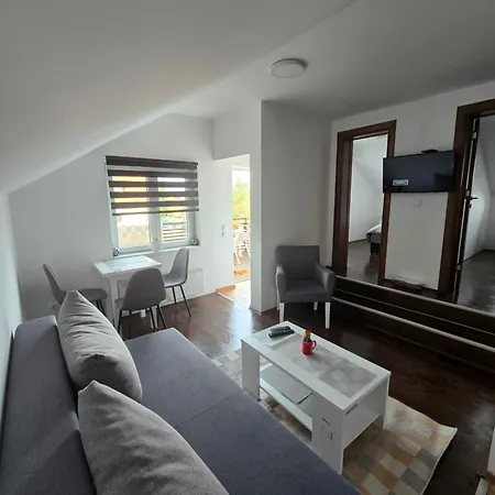 Kostic 아파트 즐라티보