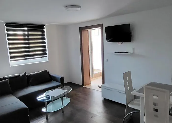 Kostic شقة زلاتيبور