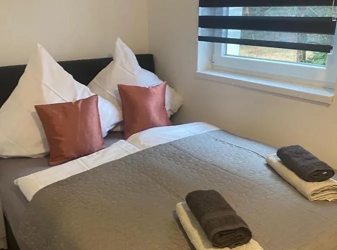 Kostic شقة زلاتيبور